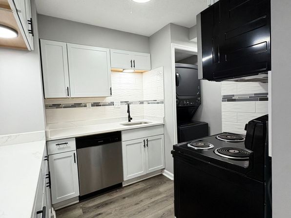 1232 W 73rd St #36