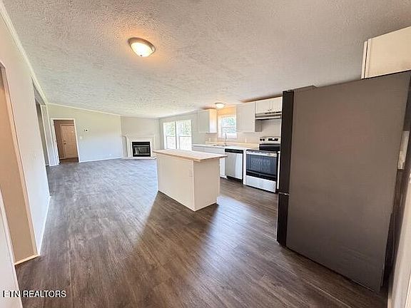 4th image of 10326 Patsy Cline Way