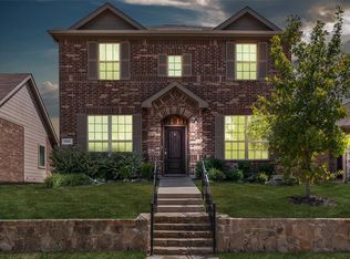 5861 Burgundy Rose Dr, Fort Worth, TX 76123