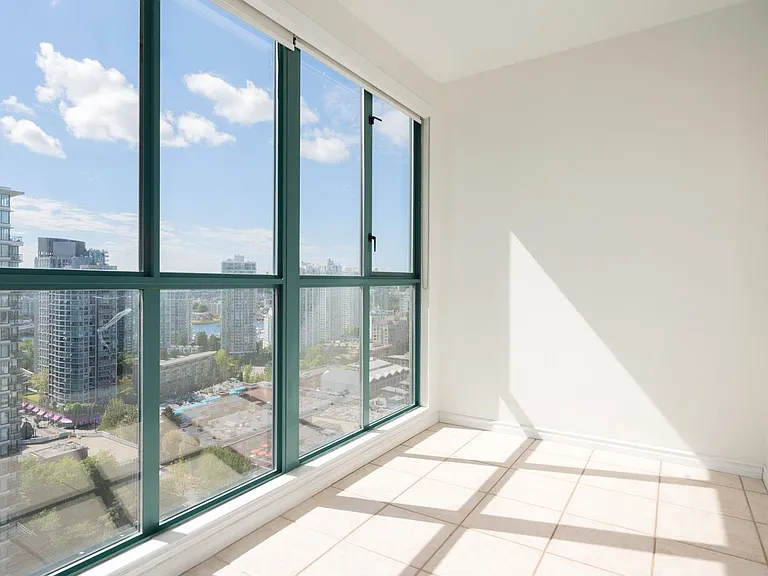 939 Homer St #2604 — Photo 13
