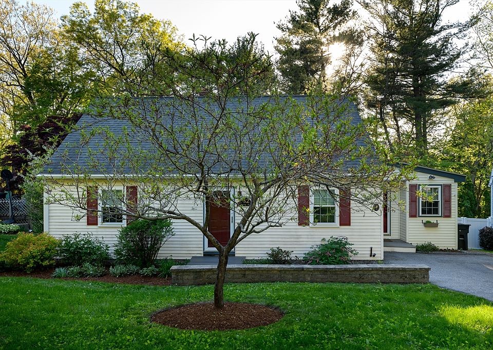 1st image of 32 Westview Rd