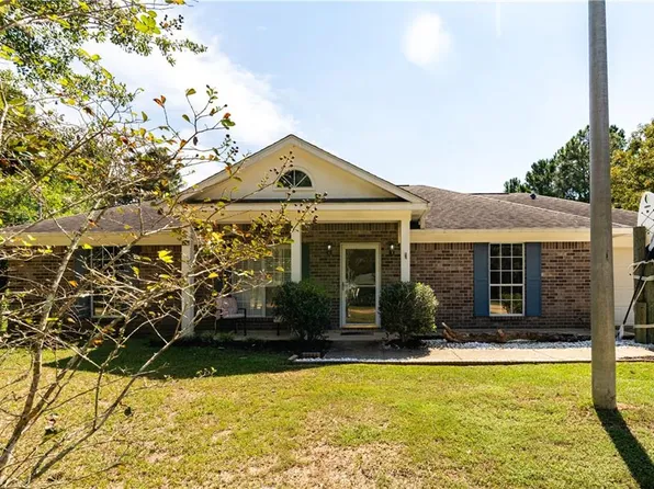 3000 Belle Fontaine Cir, Theodore, AL 36582