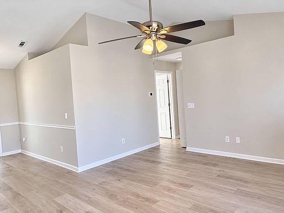4th image of 6005 Palisade Ct