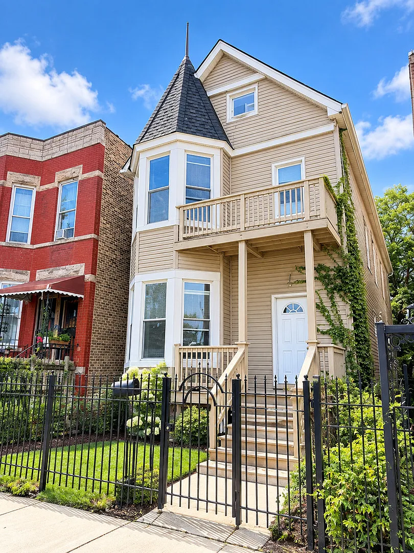2342 N Kimball Ave — Photo 1