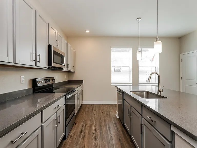 Chatham 4x3.5 - Kitchen