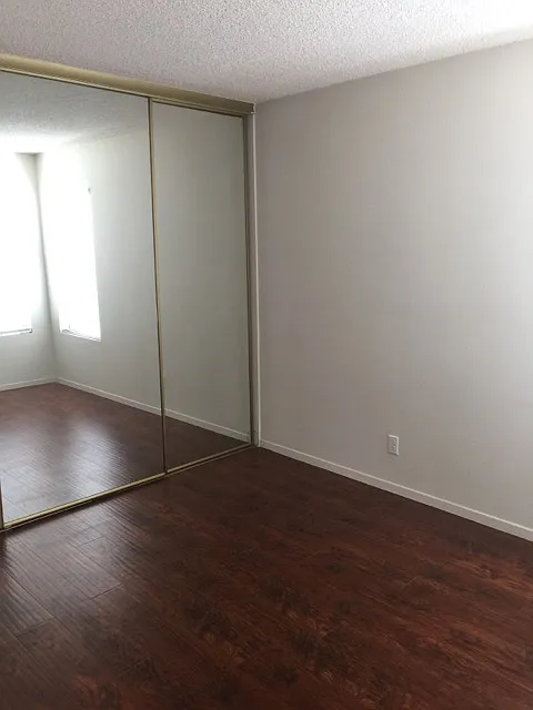 2 bed, 872 sqft, $2,900 — Photo 4