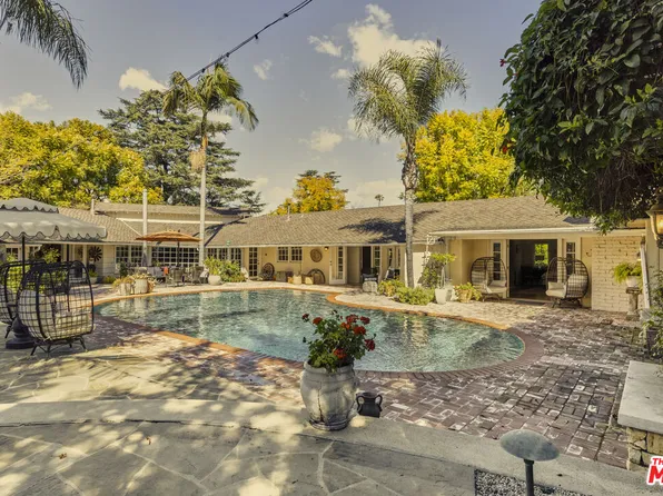 13166 Valley Vista Blvd, Studio City, CA 91604