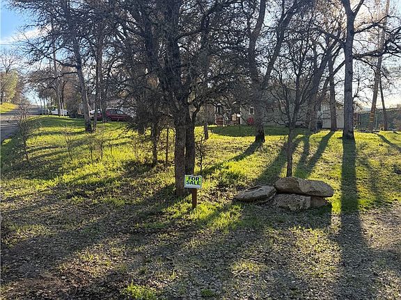 4th image of 15545 Pine Ave Lot 3-2