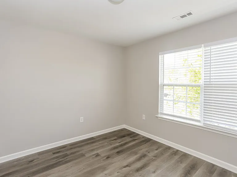 716 Overlook Rd — Photo 14