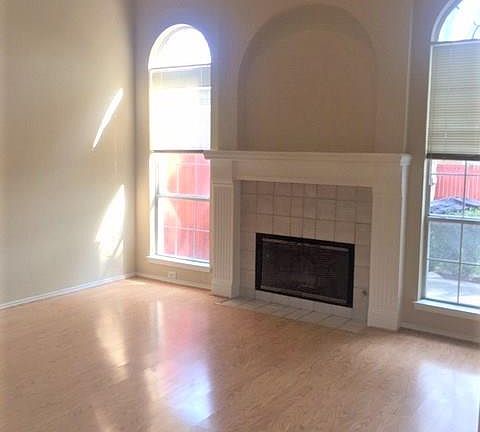 3rd image of 3807 Branch Hollow Pl