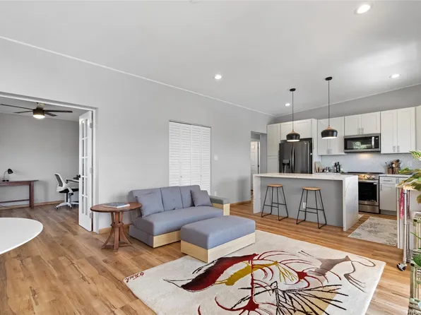 902C Prospect St, Honolulu, HI 96822