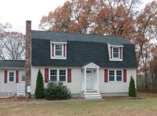 97 Concord Rd, Westford, MA 01886