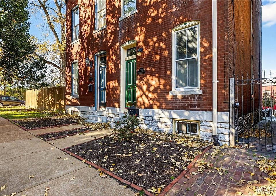 1st image of 1323 Shenandoah Ave