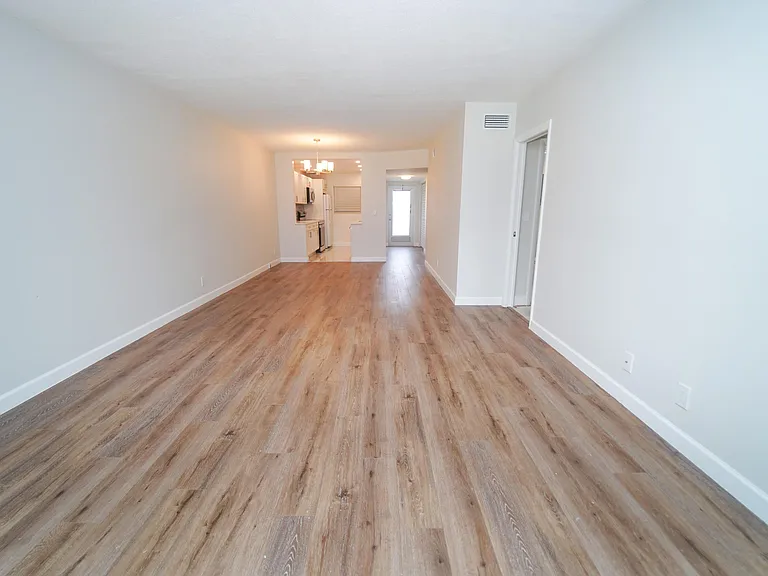 2660 SW 22nd Ave #1203 — Photo 16