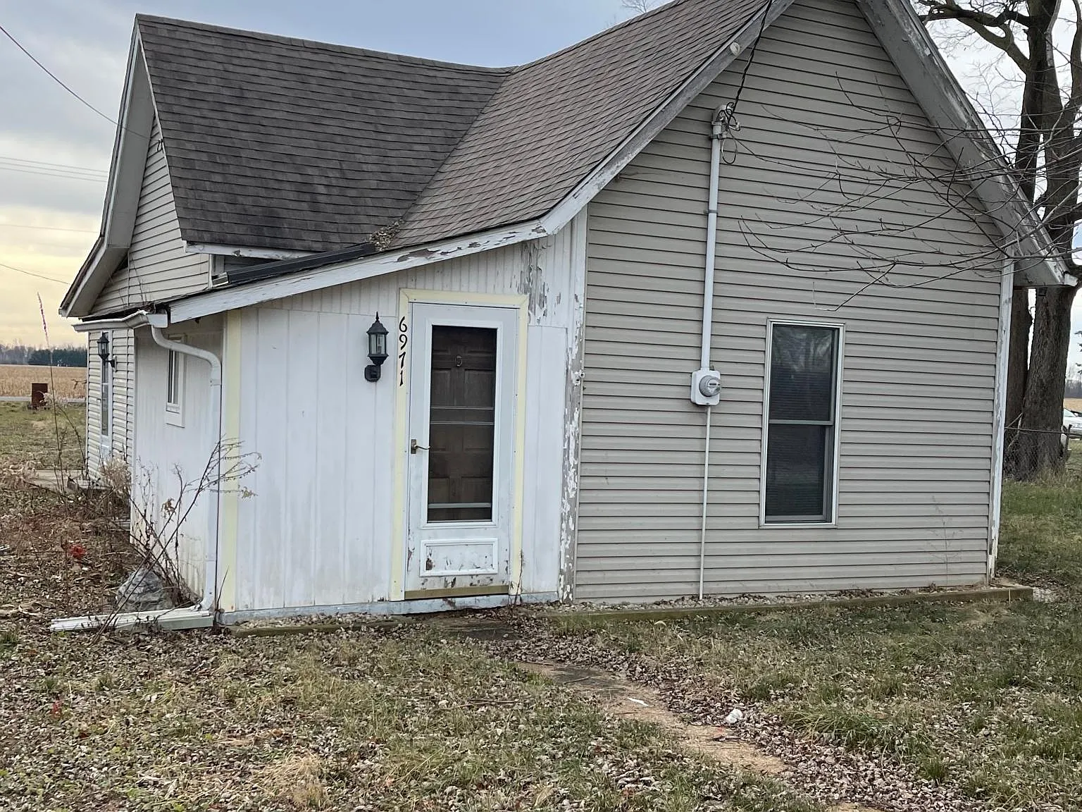 6971 E Jefferson St — Photo 2