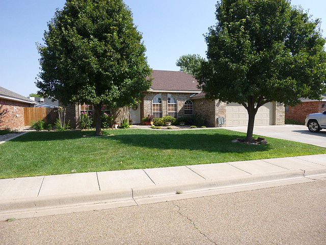1st image of 1020 Rosewood Dr