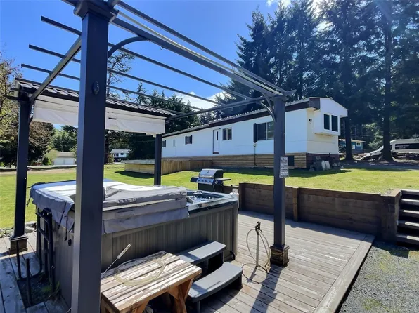6855 Charles Pl, Cowichan Valley, BC V0R 1Y0