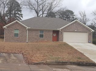 11 Sheraton Dr, Little Rock, AR 72209