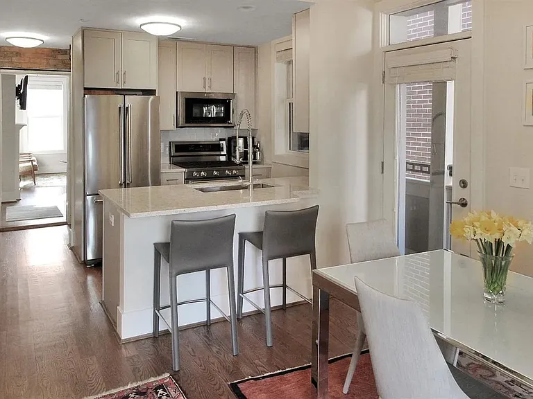 1517 Elm St #A — Photo 2