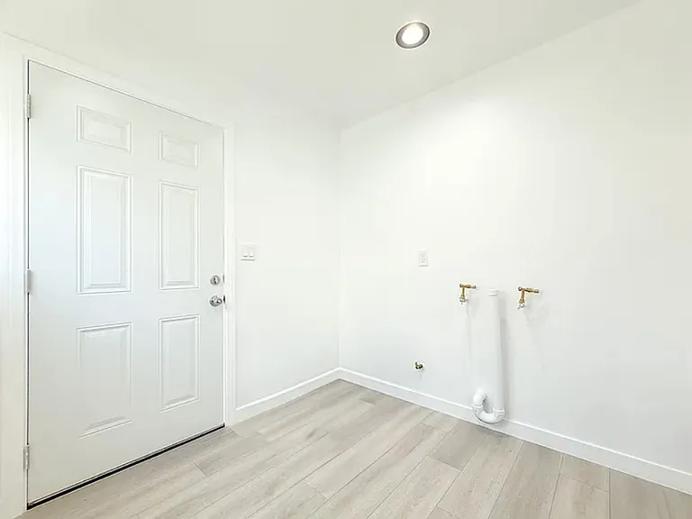 518 N Wilmington Ave #520 — Photo 7