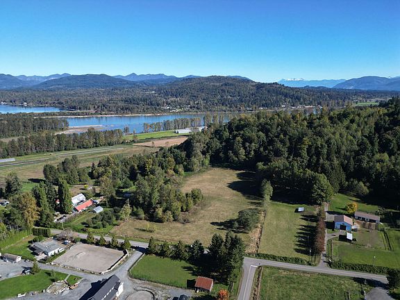 4th image of 8410 Bradner Rd