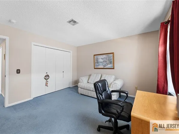 502 Springfield Way, Monroe Township, NJ 08831
