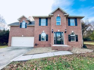 5701 Lagerfield Ln, Knoxville, TN 37918