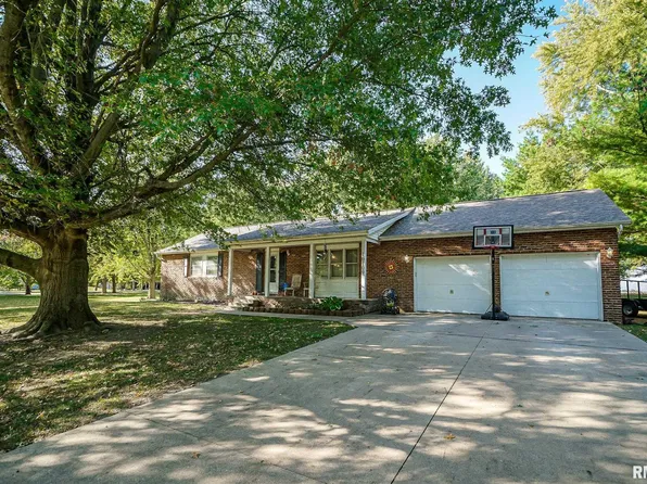 10109 Arrow Rd, Tremont, IL 61568