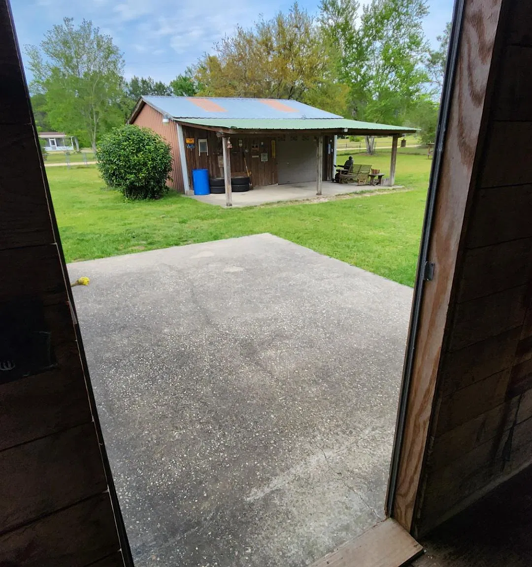 4174 Coachman Rd — Photo 4