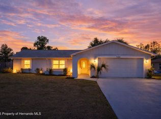 5484 Alderwood St, Spring Hill, FL 34606