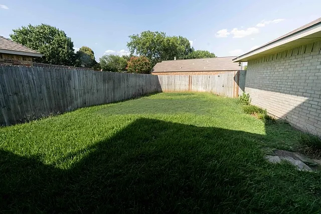 106 Mapleleaf Ln — Photo 50
