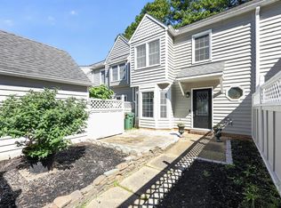 126 Spring Cove Dr, Cary, NC 27511