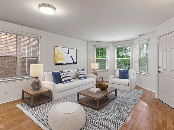 2nd image of 645 W Elm St #B