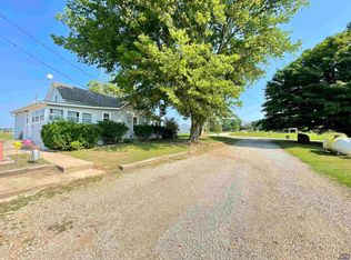 6681 74th St, Meriden, KS 66512