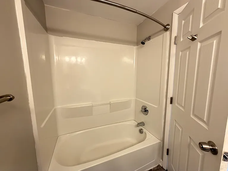 118 Denrose Dr — Photo 19
