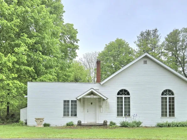 41962 County Road 653, Paw Paw, MI 49079