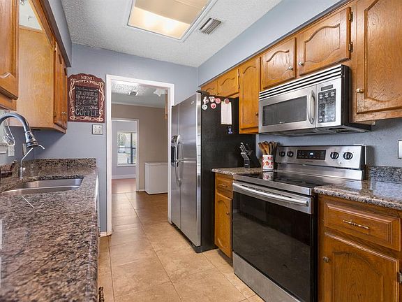 4th image of 13252 Kings Mountain Dr