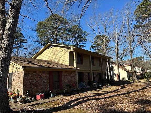 3rd image of 3216 Pines Rd