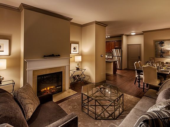 4th image of 4567 W Pine Blvd APT 401