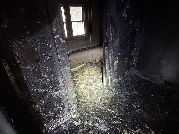 5th image of 118 W 36th St