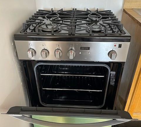 2nd image of 130 W 121st St APT 4R
