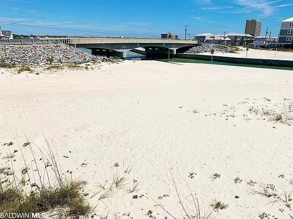 5th image of 1703 W Beach Blvd #1