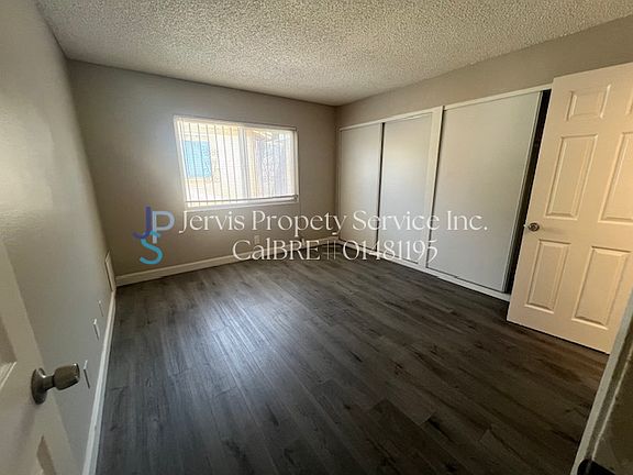 4th image of 5321 Live Oak St