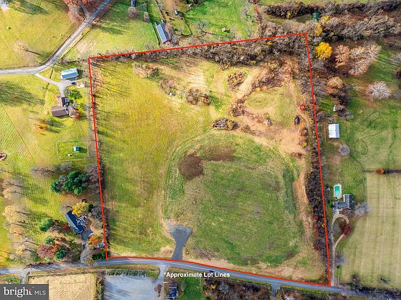 3rd image of 16801 Hamilton Station Rd