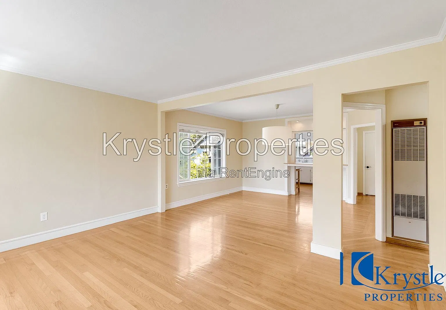 2 bed, 1.0 bath, 1050 sqft, $2,300 — Photo 4