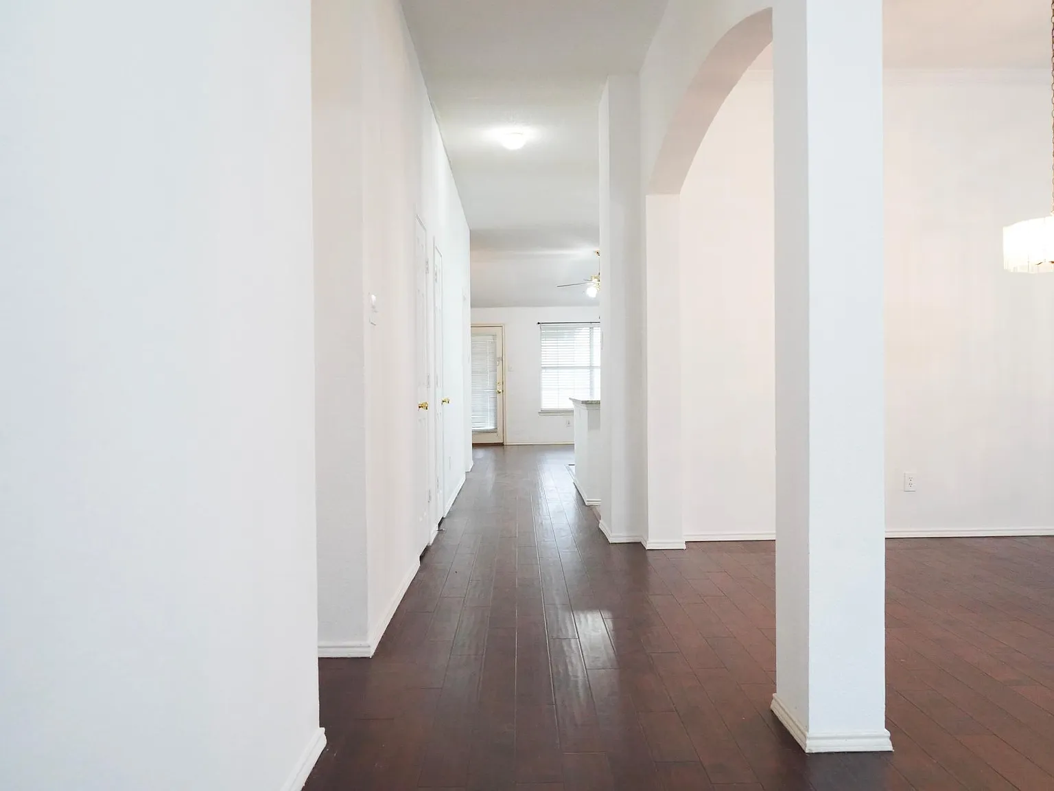 900 Sumner Dr — Photo 4