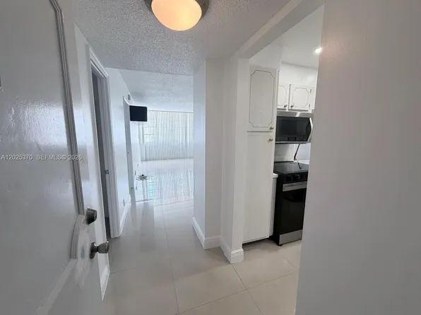 1825 S Ocean Dr, Hallandale Beach, FL