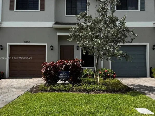 4860 Dillion St #4860, Lake Worth, FL 33463