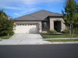 2400 Pheasant Hollow Dr, West Sacramento, CA 95691