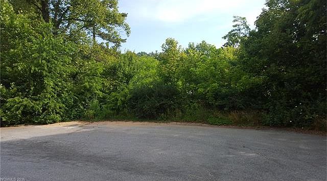 1st image of 25 Brennan Brook Dr